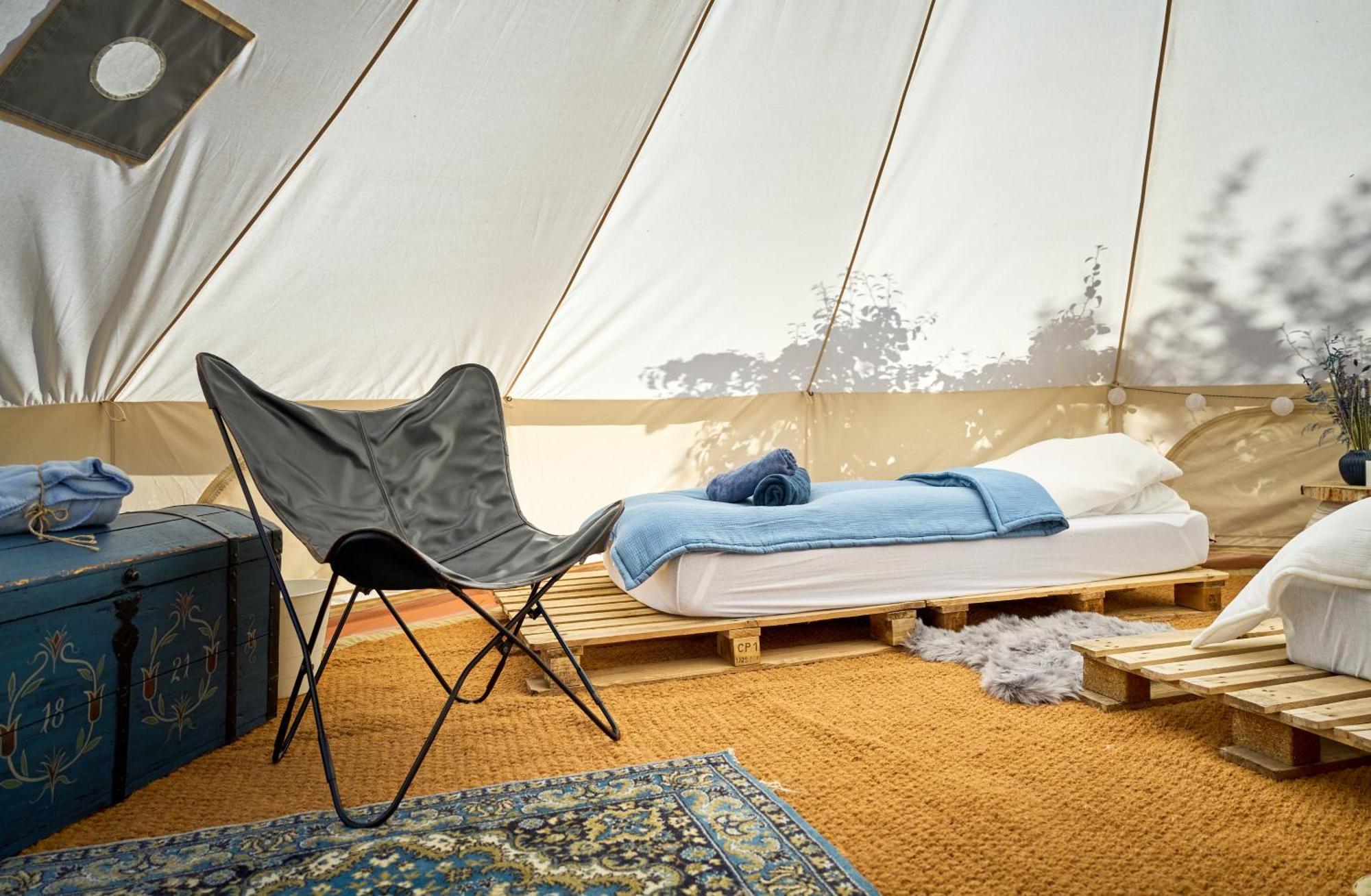 Отель Hesselgaard Glamping Dalby Экстерьер фото